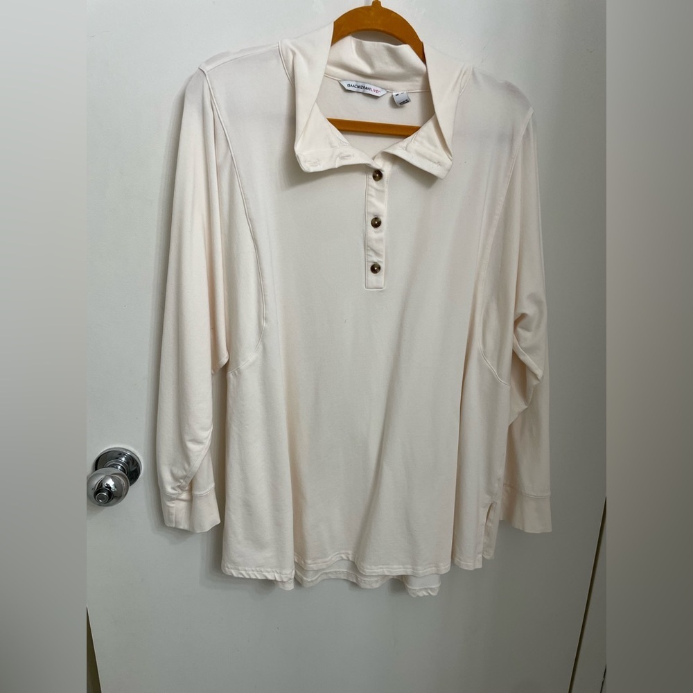 Half placket button tunic